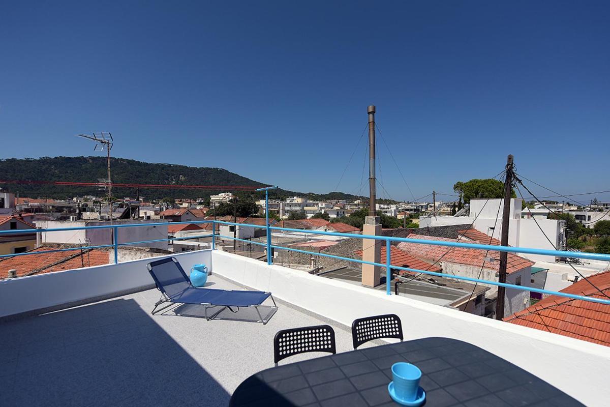 Happy Days Home Apartment Und Studio/Penthouse Ialisos Exterior foto